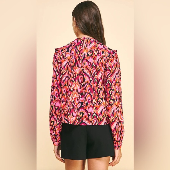 Pinch Printed Pintuck Top - M - Picture 2 of 8